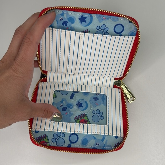 Loungefly nicklelodean blues clues signature chair sketch book wallet - Picture 4 of 12